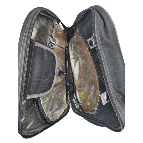 Ricardo Beverly Hills Hanging Toiletry Bag - Picture 5 of 7